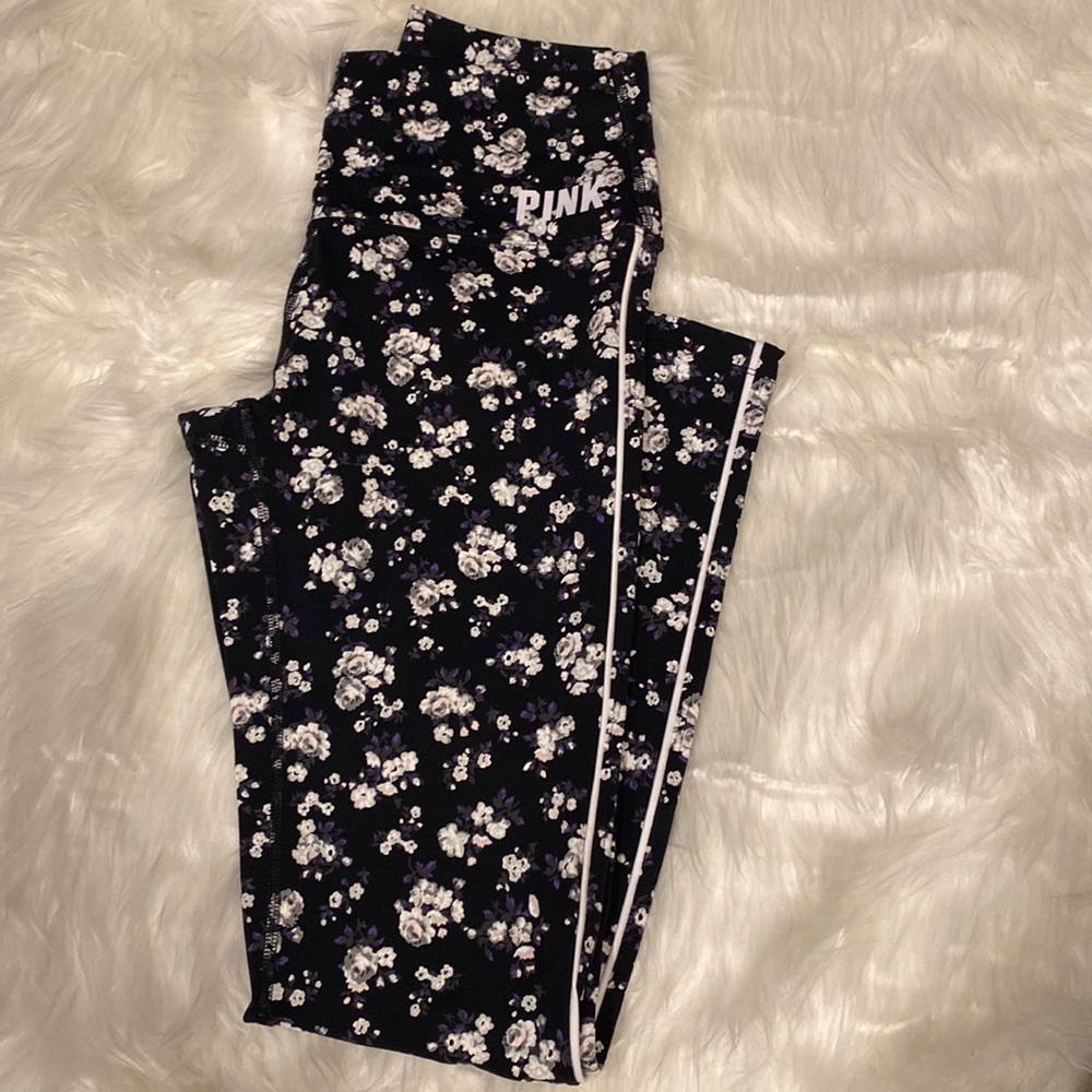 VS yoga pants